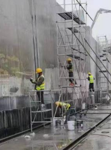 钦州球场翻新地面是一个涉及